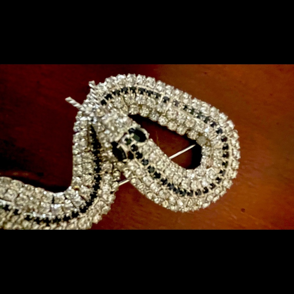 Rhinestone Snake pin - Picture 2 of 3